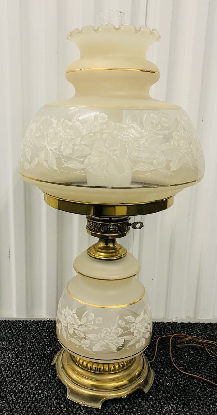 Vintage QUOIZEL Satin Lace Hurricane Gone With The Wind Table 3 Way Lamp 23.5"